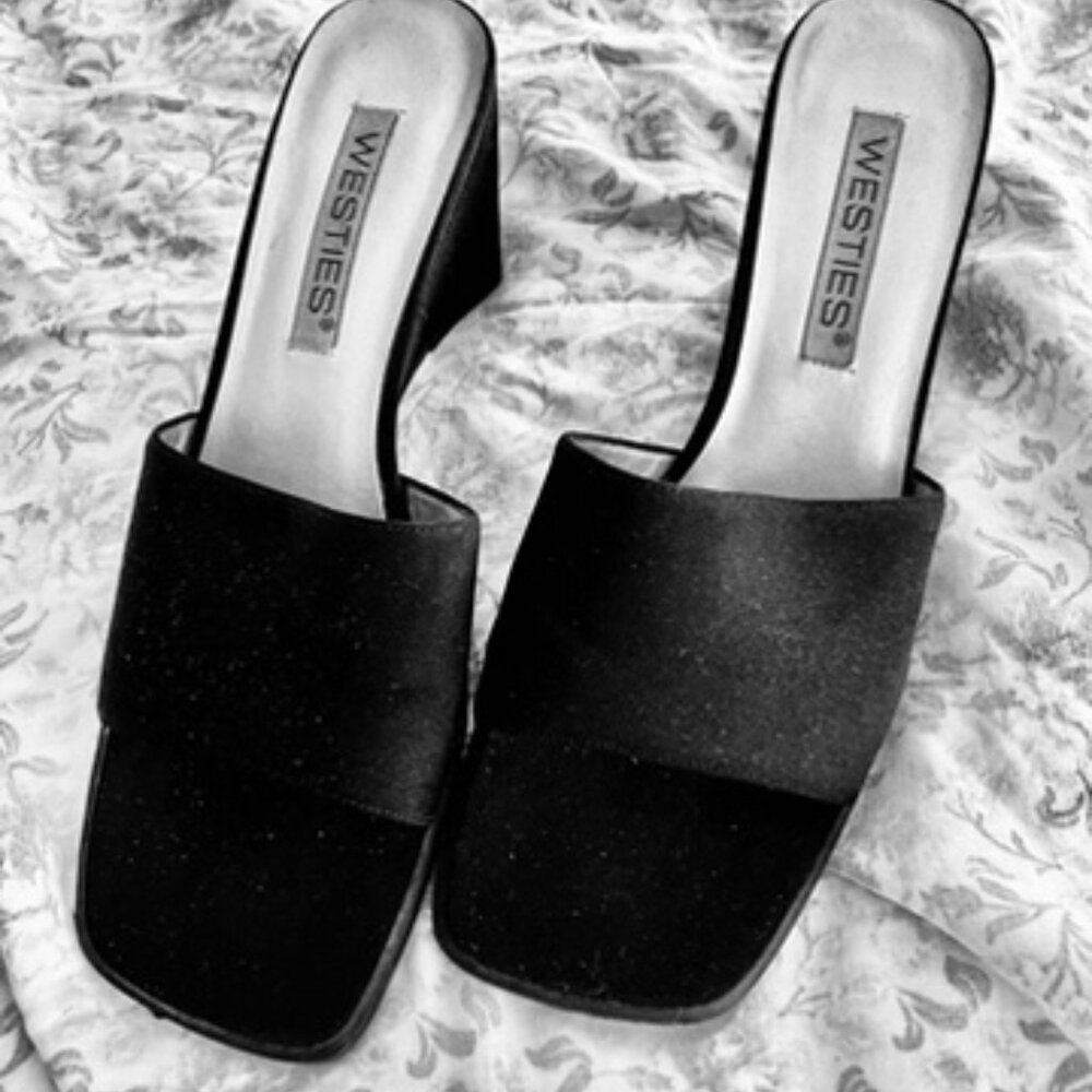 Westies Satin Open Toe Wedge Heels sz 8.5